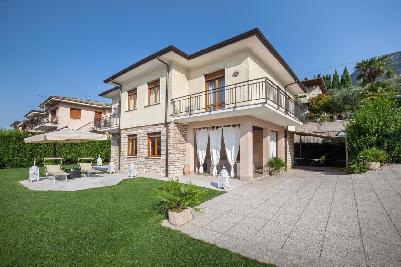 Villa Viola-Comoda Villetta A Caprino Veronese Exterior foto